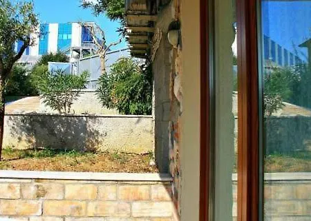 Apartment Fuer 4 Personen Ca, 45 M Sup2 In Desenzano Del Garda, Lombardei Gardasee *